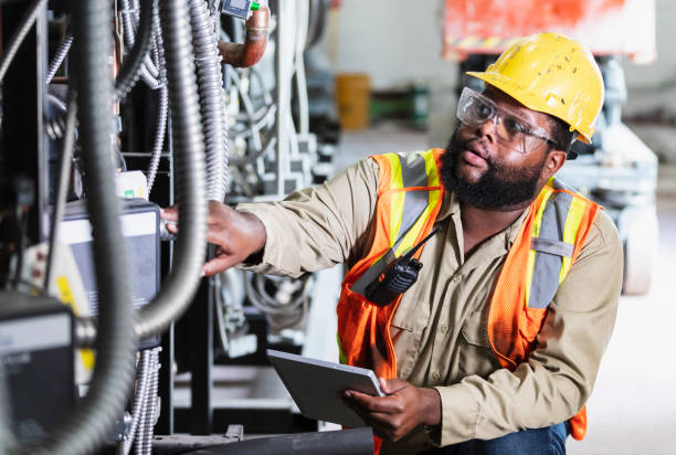 Best Industrial Electrical Services  in Mill City, OR